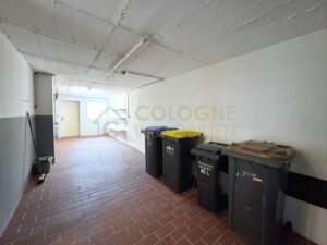 Große Garage beheizt