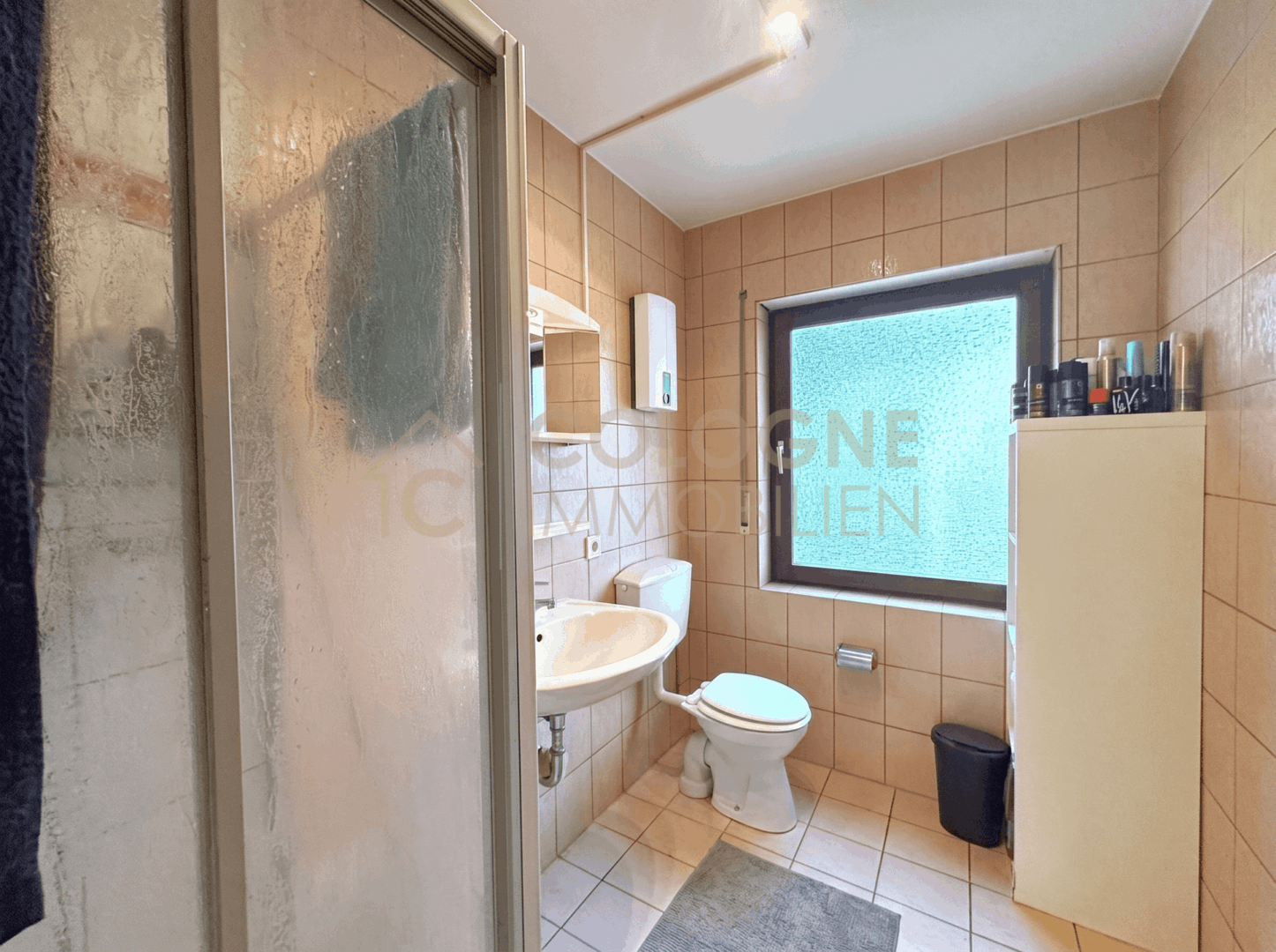 UG: Badezimmer