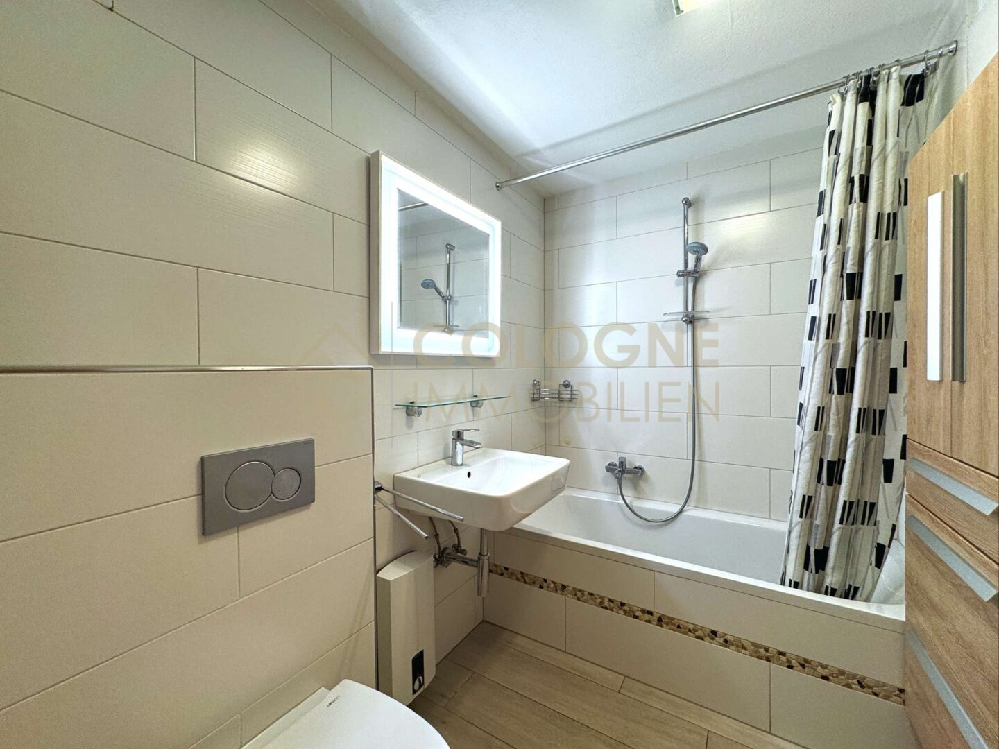 Badezimmer im Dachgeschoss