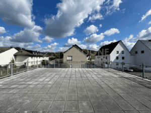 80 m² große Dachterrasse